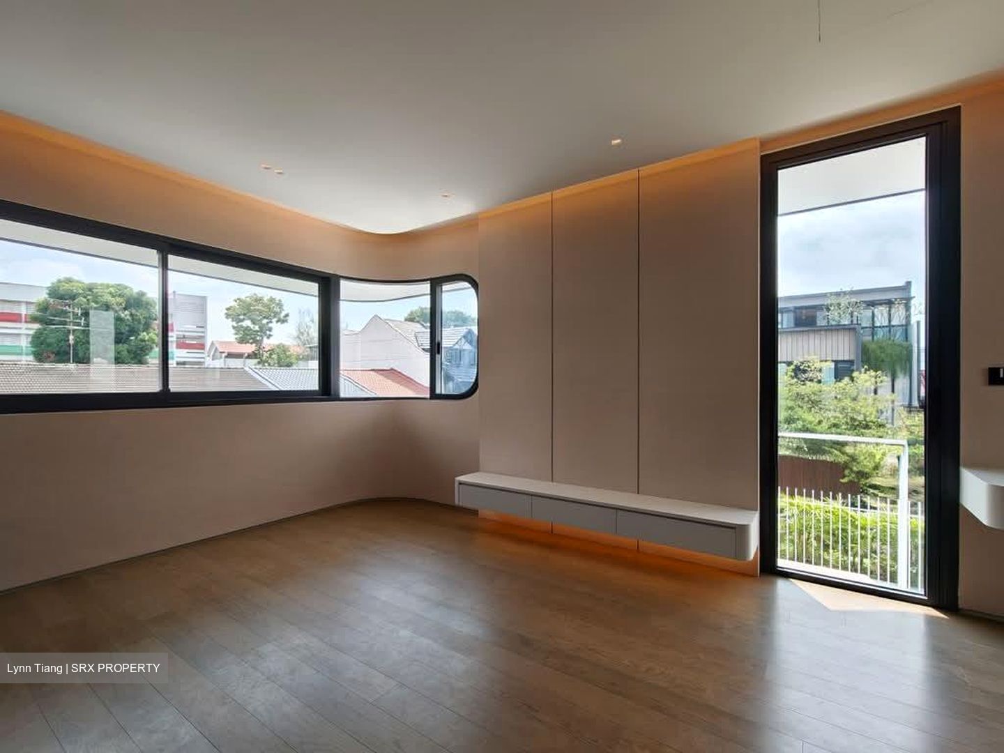 Opera Estate (D15), Terrace #570117091